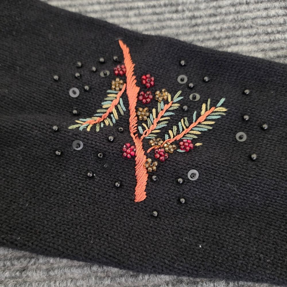 Heirloom Collectibles Petite Large Black Full-Zip Embroidered Beaded Cardigan - Picture 5 of 9